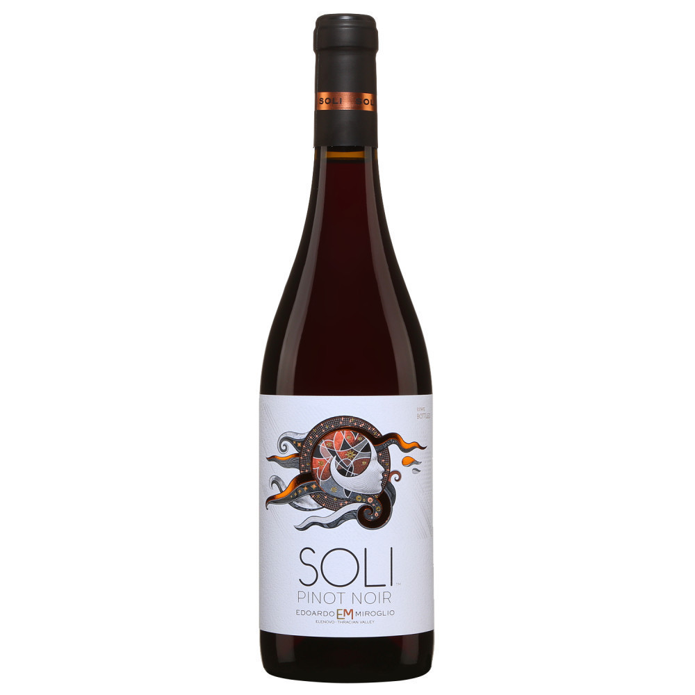 Soli Pinot Noir Red Wine