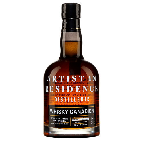 Distillerie Artist in Residence Oak Barrels Canadian Whisky